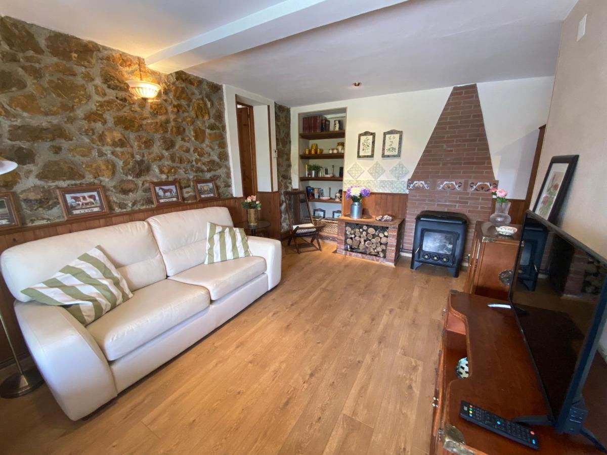 Villa Paraes Nava Kültér fotó
